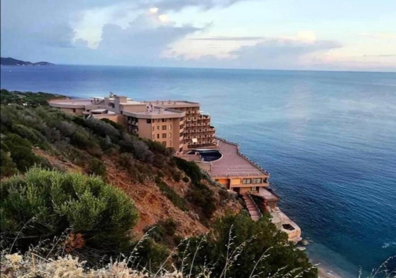 Appartamento Sul Mare Teulada Exteriér fotografie